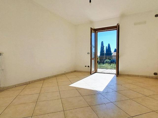 Appartamento in vendita a Cerqueto, Passignano Sul Trasimeno