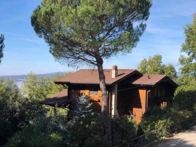 Appartamento in vendita a Passignano Sul Trasimeno, Umbria