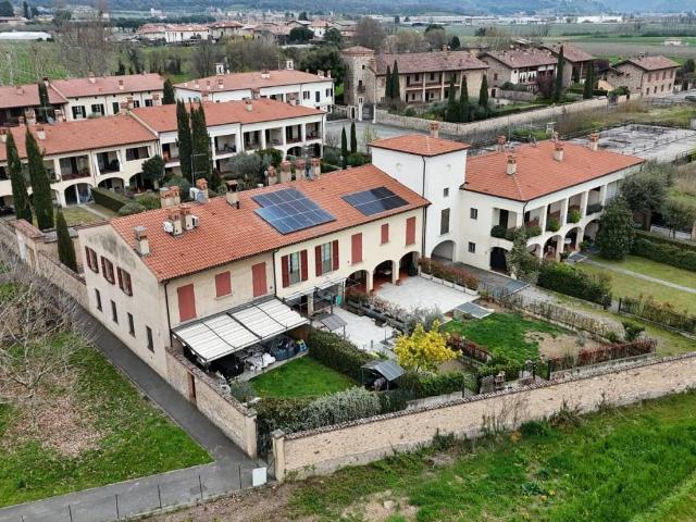 Appartamento in vendita a Passirano, Lombardia