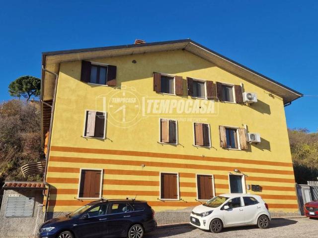 Appartamento in vendita a Pastrengo, Veneto