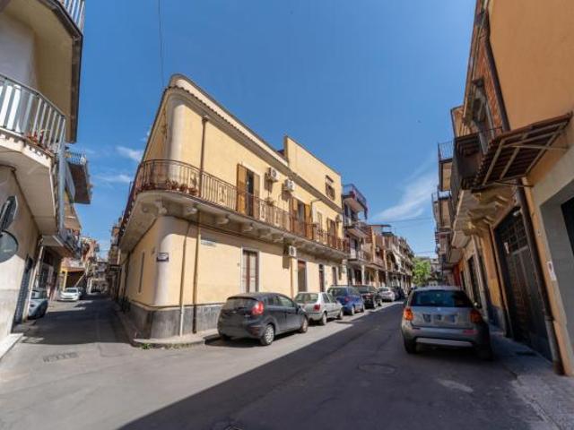Appartamento in vendita a Paternò, Sicilia