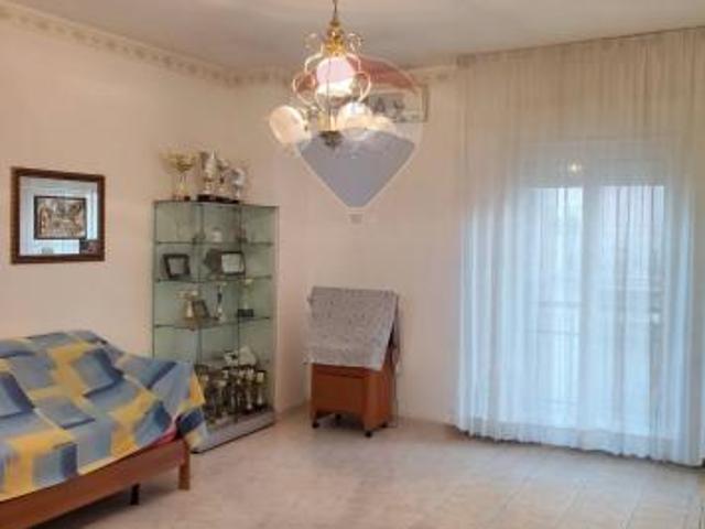 Appartamento in vendita a Paternò, Sicilia
