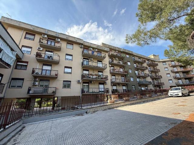 Appartamento in vendita a Paternò, Sicilia
