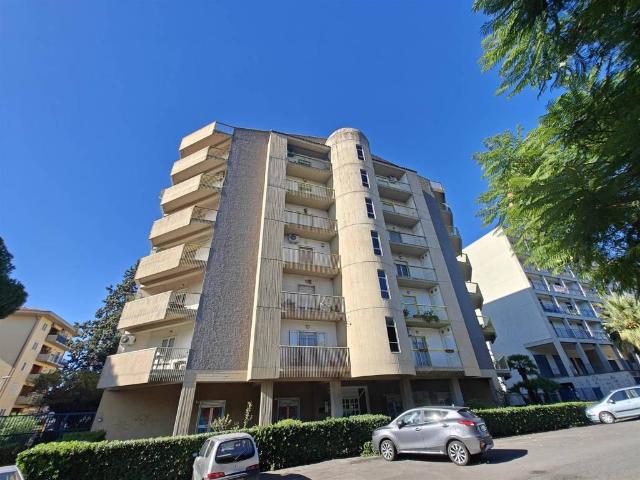 Appartamento in vendita a Paternò, Sicilia