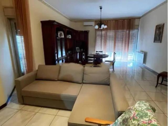 Appartamento in vendita a Paternò, Sicilia
