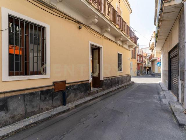 Appartamento in vendita a Paternò, Sicilia