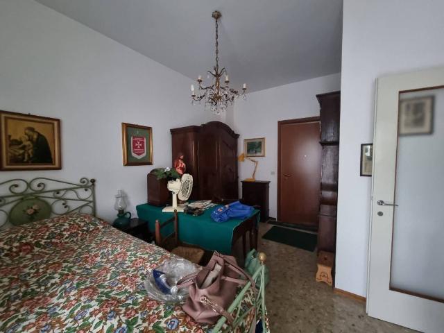 Appartamento in vendita a Pavia, Lombardia
