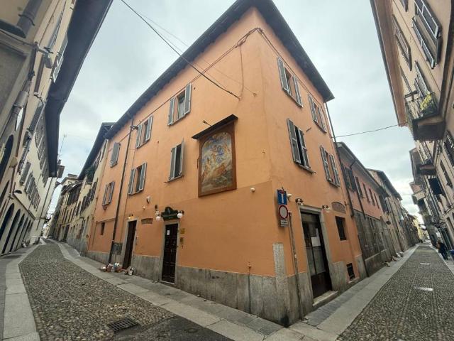Appartamento in vendita a Borgo Ticino, Pavia