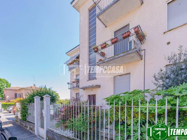 Appartamento in vendita a Pavia, Lombardia