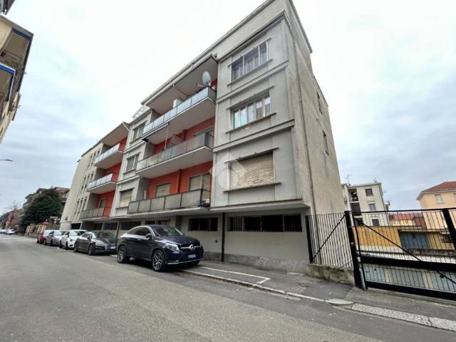 Appartamento in vendita a Pavia, Lombardia