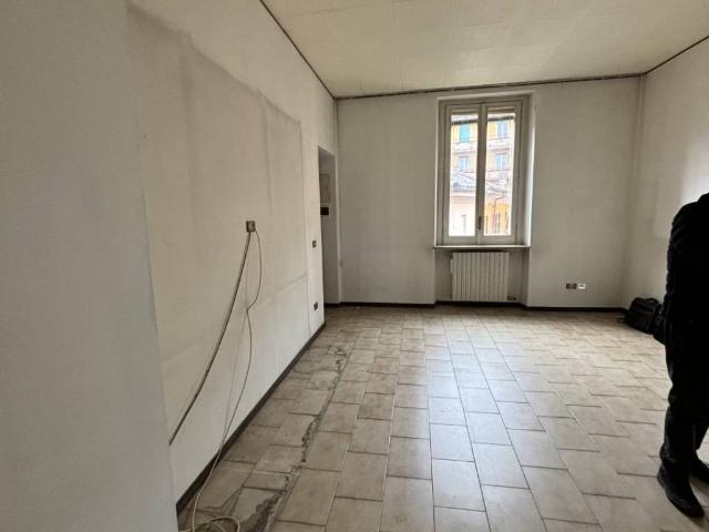 Appartamento in vendita a Pavia, Lombardia
