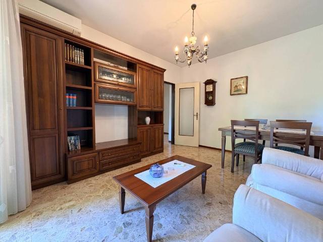 Appartamento in vendita a Rione Scala, Pavia