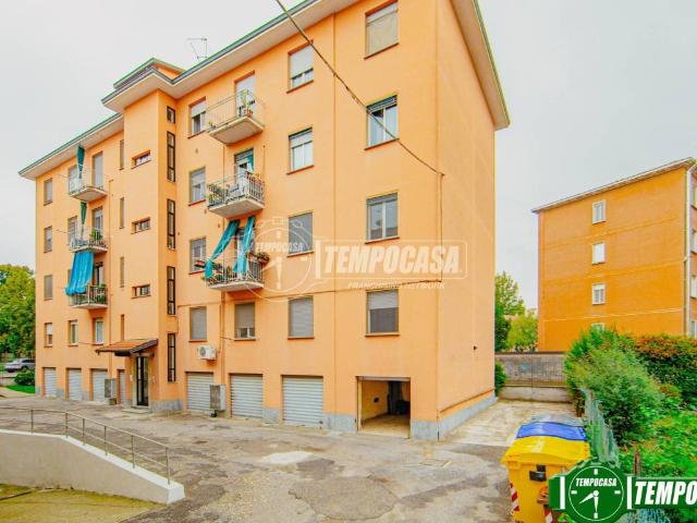 Appartamento in vendita a Pavia, Lombardia