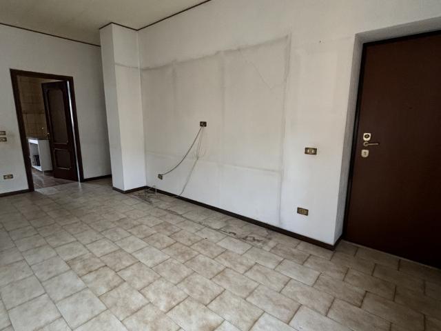 Appartamento in vendita a Pavia, Lombardia