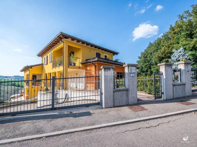 Appartamento in vendita a Unione dei comuni del Frignano, Pavullo Nel Frignano