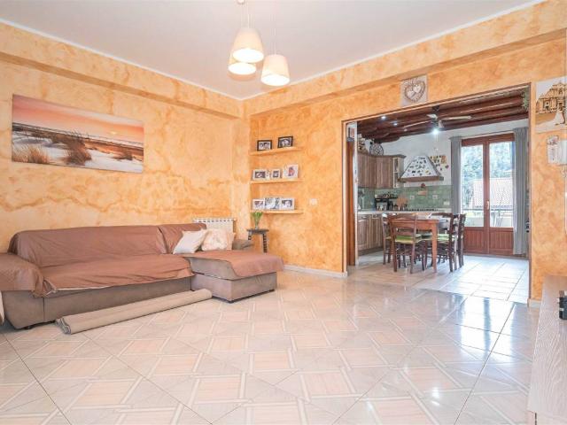 Appartamento in vendita a Pedara, Sicilia