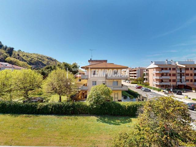 Appartamento in vendita a Valdaso, Marche