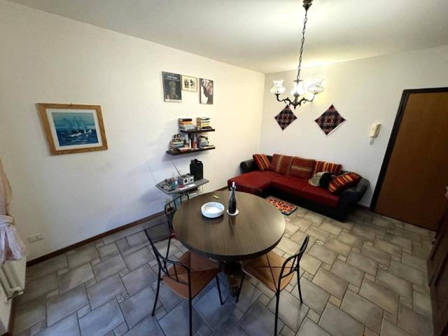 Appartamento in vendita a Valdaso, Marche
