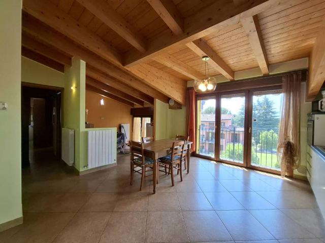 Appartamento in vendita a Pedrengo, Lombardia