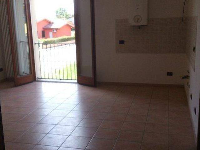 Appartamento in vendita a Suzzara, Lombardia
