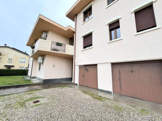 Appartamento in vendita a Pegognaga, Lombardia