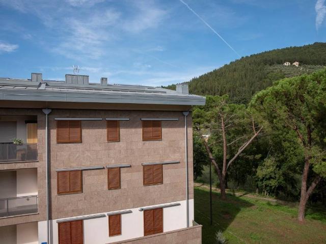 Appartamento in vendita a Unione di Comuni Valdarno e Valdisieve, Pelago
