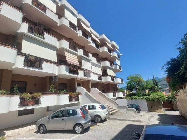 Appartamento in vendita a Pellezzano, Campania