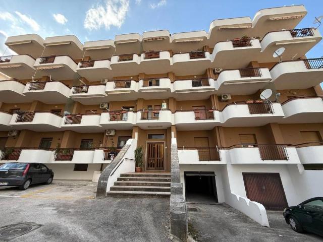 Appartamento in vendita a Pellezzano, Campania