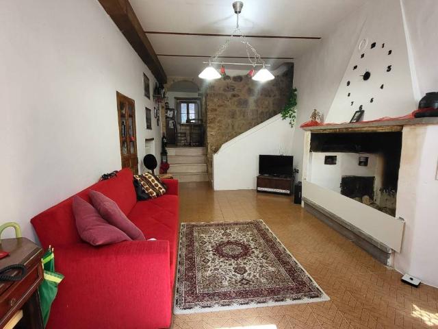 Appartamento in vendita a Penna In Teverina, Umbria