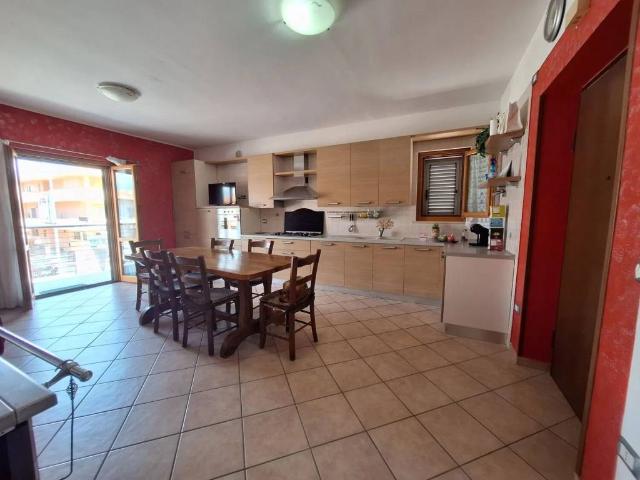 Appartamento in vendita a Basciano, Abruzzo