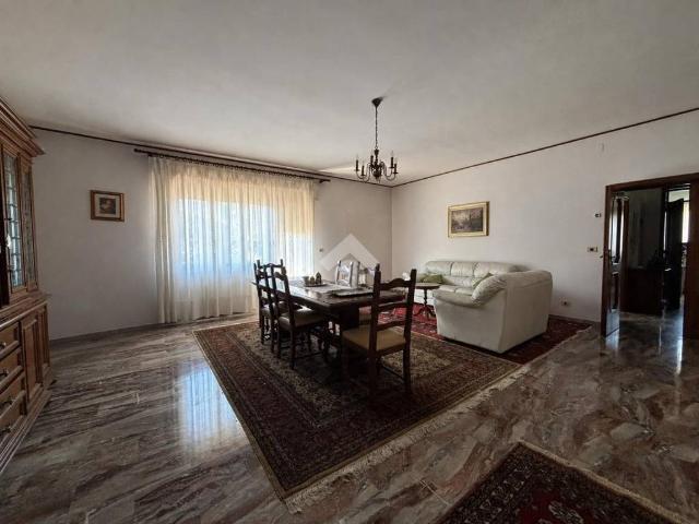 Appartamento in vendita a Salara Iv, Basciano