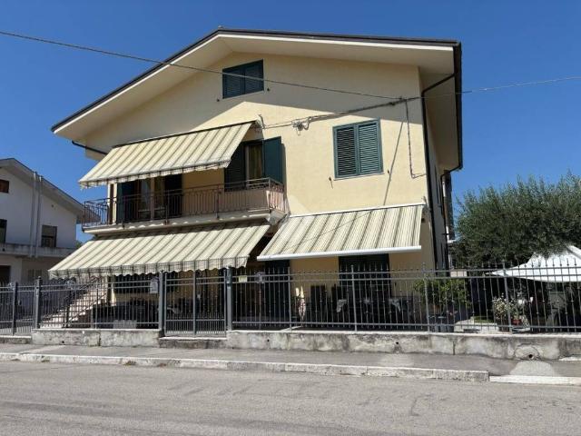 Appartamento in vendita a Penna Sant'andrea, Abruzzo