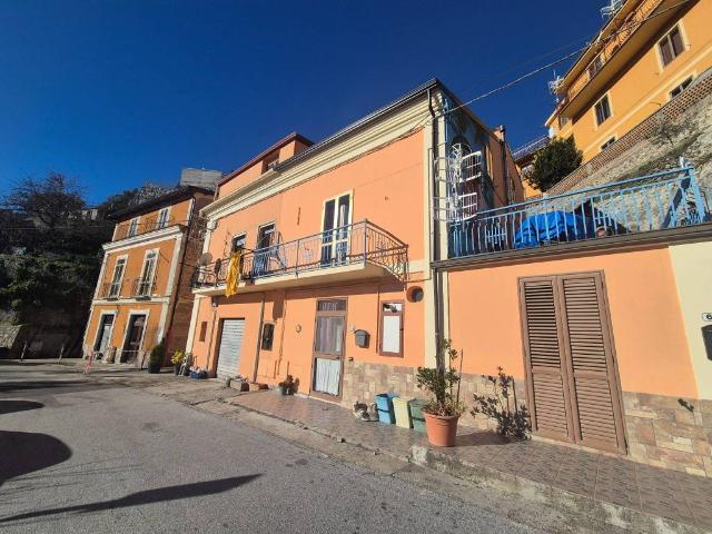 Appartamento in vendita a Calabria, Catanzaro