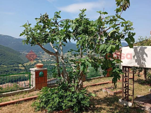 Appartamento in vendita a Pereto, Abruzzo