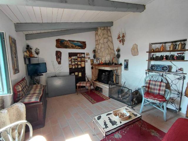 Appartamento in vendita a Pereto, Abruzzo