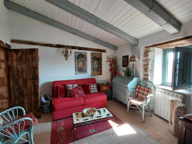 Appartamento in vendita a Pereto, Abruzzo