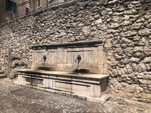 Appartamento in vendita a Pereto, Abruzzo