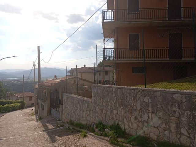 Appartamento in vendita a Pereto, Abruzzo