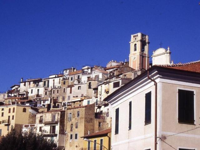 Appartamento in vendita a Perinaldo, Provincia di Imperia