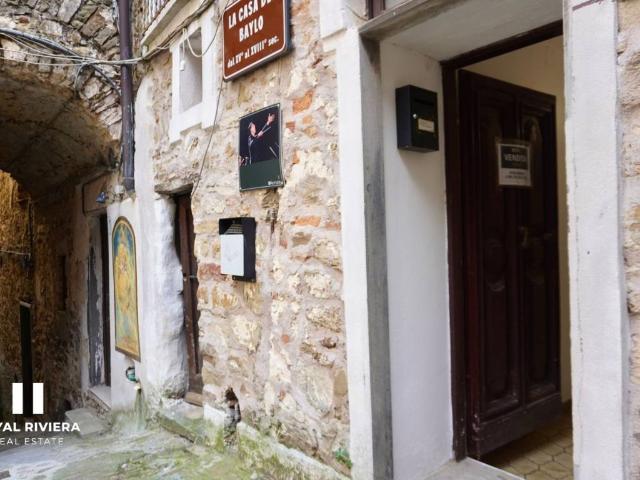 Appartamento in vendita a Perinaldo, Liguria