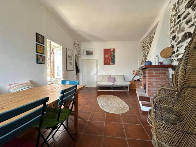 Villa Indipendente in vendita a Perinaldo, Liguria