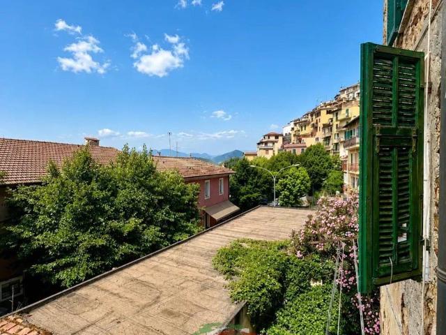 Appartamento in vendita a Perinaldo, Liguria