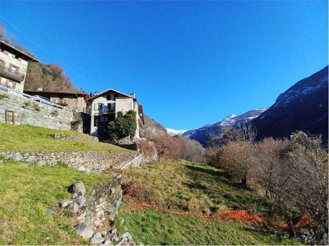Appartamento in vendita a Perloz, Aosta