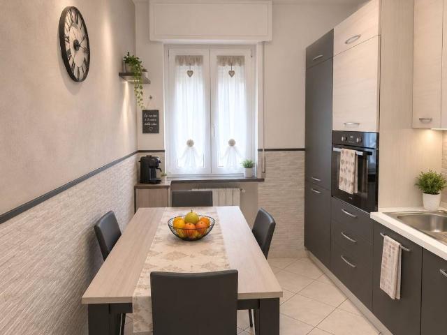 Appartamento in vendita a Pero, Lombardia