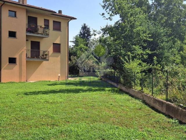 Appartamento in vendita a Persico Dosimo, Lombardia