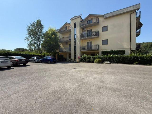 Appartamento in vendita a Corciano, Umbria