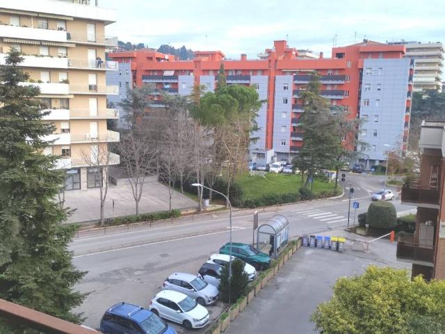 Appartamento in vendita a Ponte San Giovanni, Cenerente