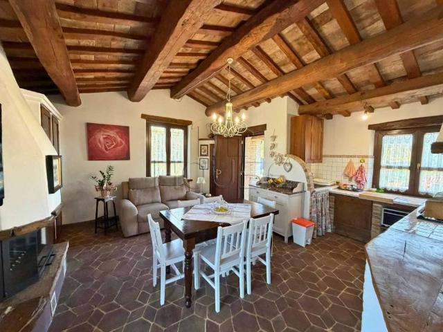 Appartamento in vendita a Sant'Orfeto-La Cinella, Perugia