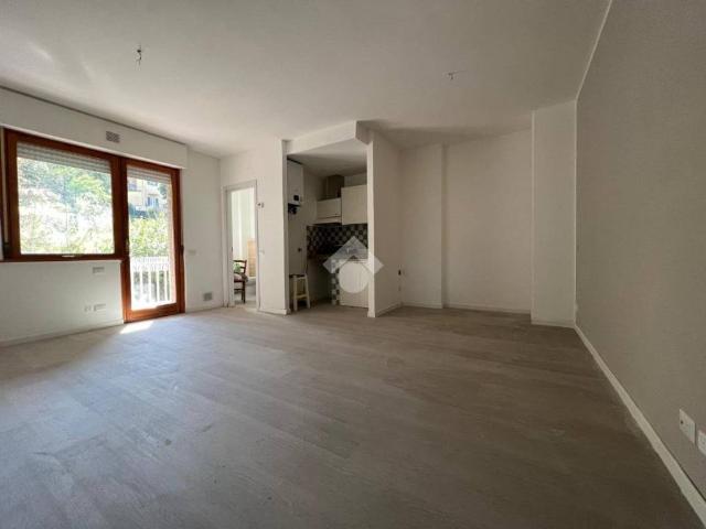 Appartamento in vendita a Sant'Erminio, Cenerente