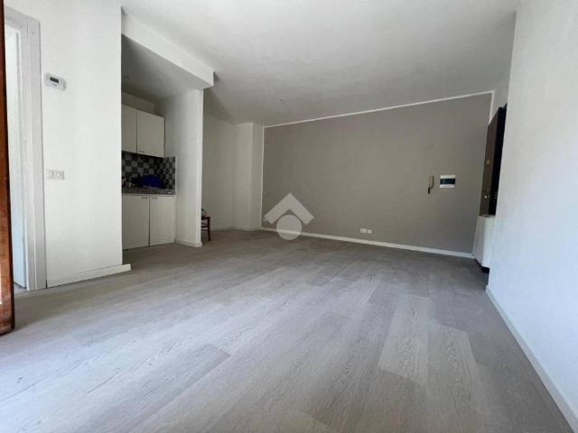 Appartamento in vendita a Sant'Erminio, Cenerente